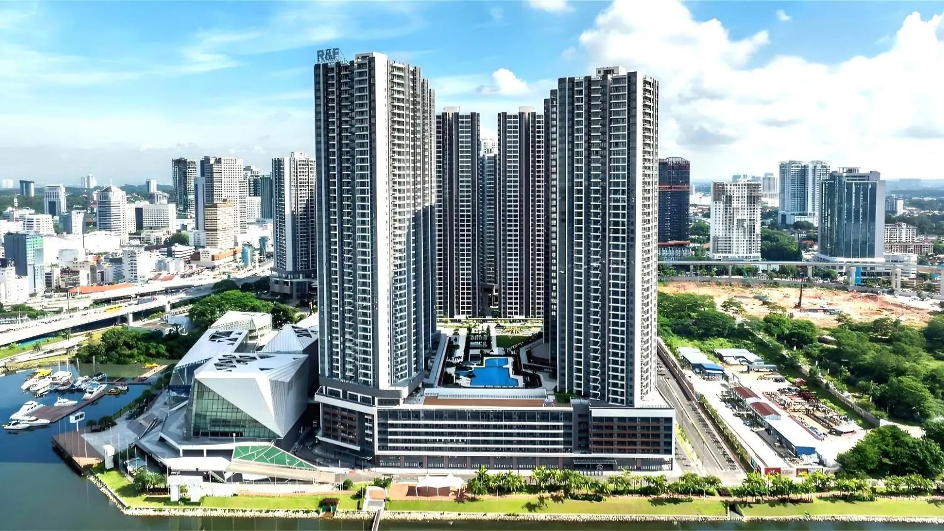 Apartamento R&F Princess Cove Johor Bahru Malásia